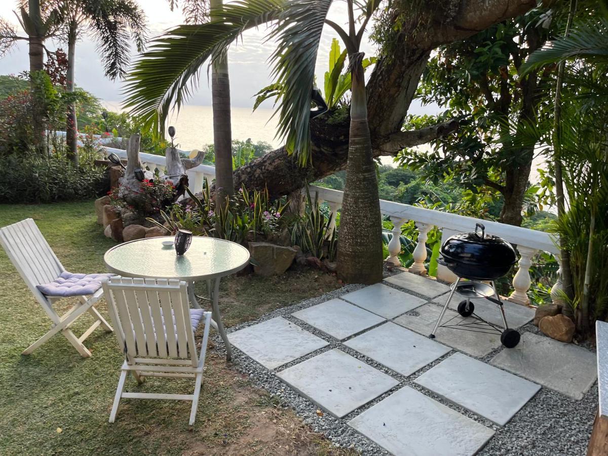 Casa Doro Villa Glacis  エクステリア 写真