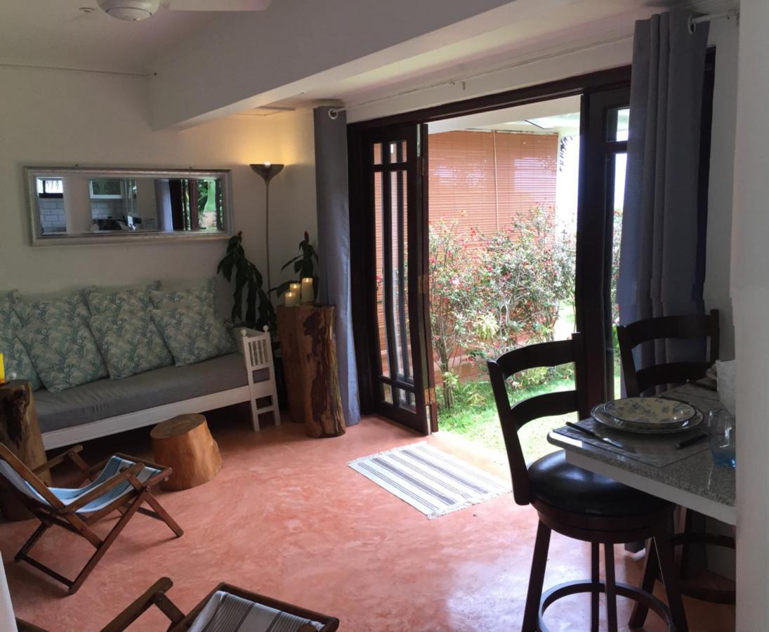 Casa Doro Villa Glacis  エクステリア 写真